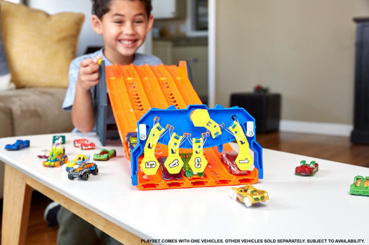 Hot Wheels Rollout Raceway