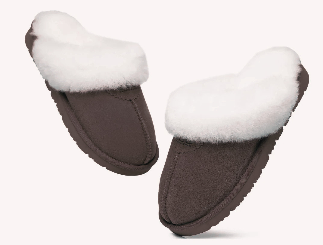 UGG OZ Shepherd Sheepskin Slippers - Chocolate