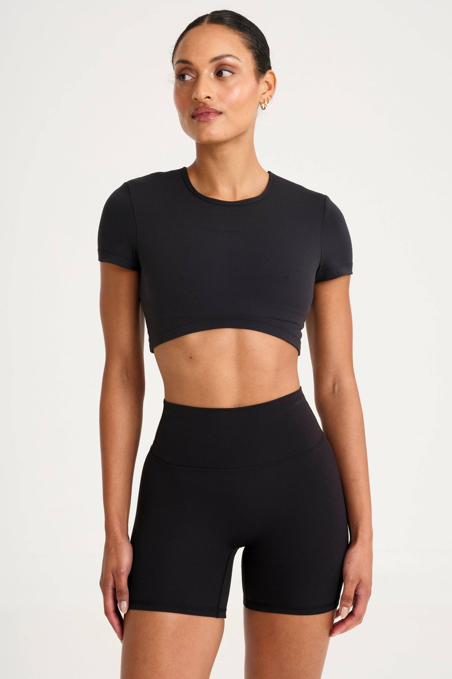 ALLFENIX CloudCore Cropped Built-In Bra Tee - Black