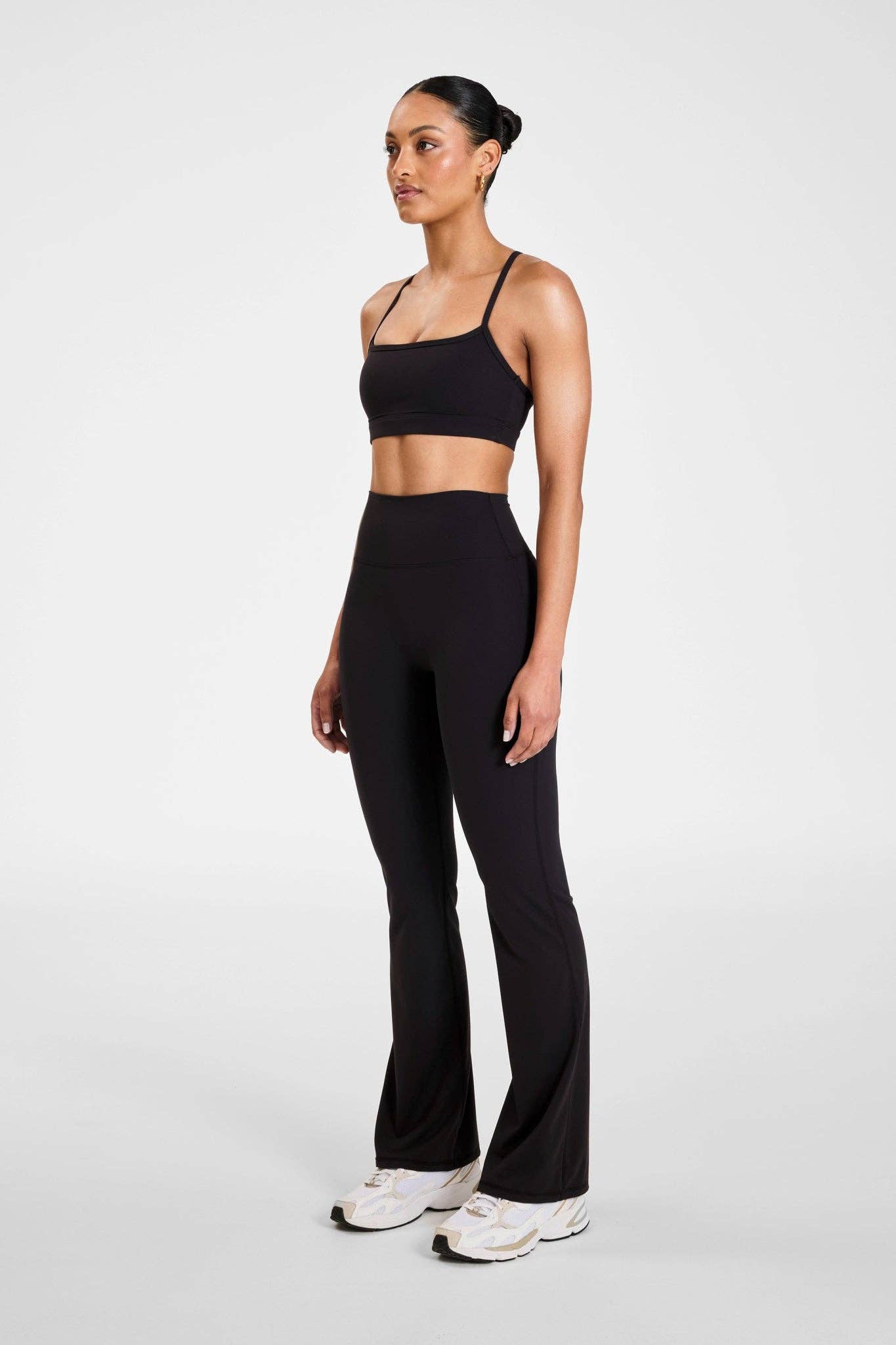 ALLFENIX CloudCore Flared Legging - Black