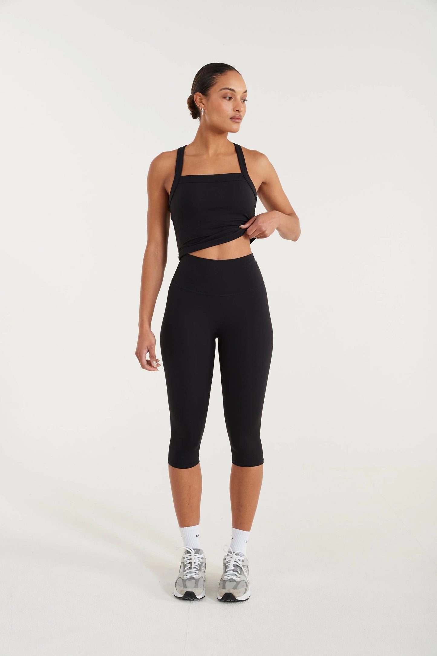ALLFENIX EcoSculpt Capri Legging - Black