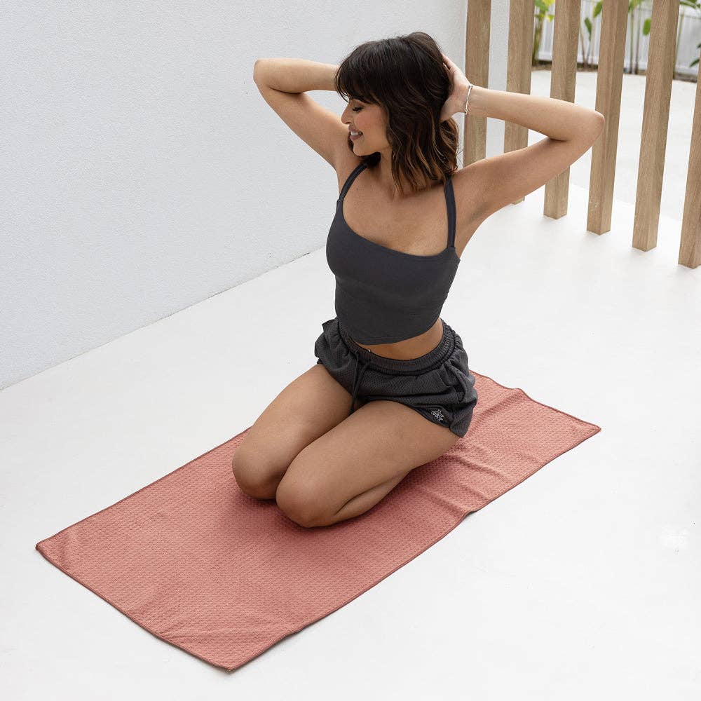 Matrix Gym Towel - Large: Woodrose