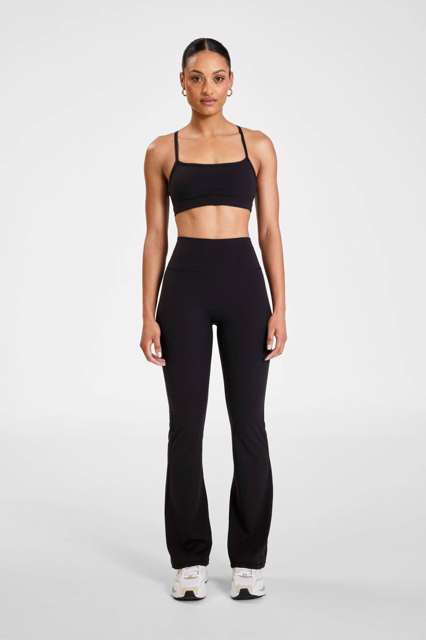 ALLFENIX CloudCore Flared Legging - Black